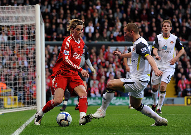 [流言板]迪亚洛追防钉板大帽王哲林，王哲林落地被压到膝盖非常痛苦49亮165回复.