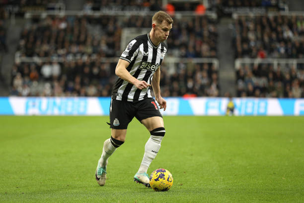 何备受瞩目 何备受瞩目